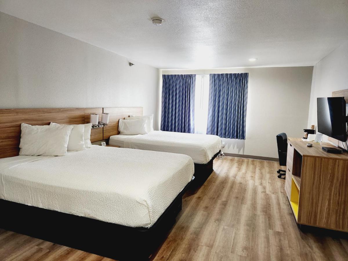 Days Inn & Suites By Wyndham Corpus Christi Central Esterno foto