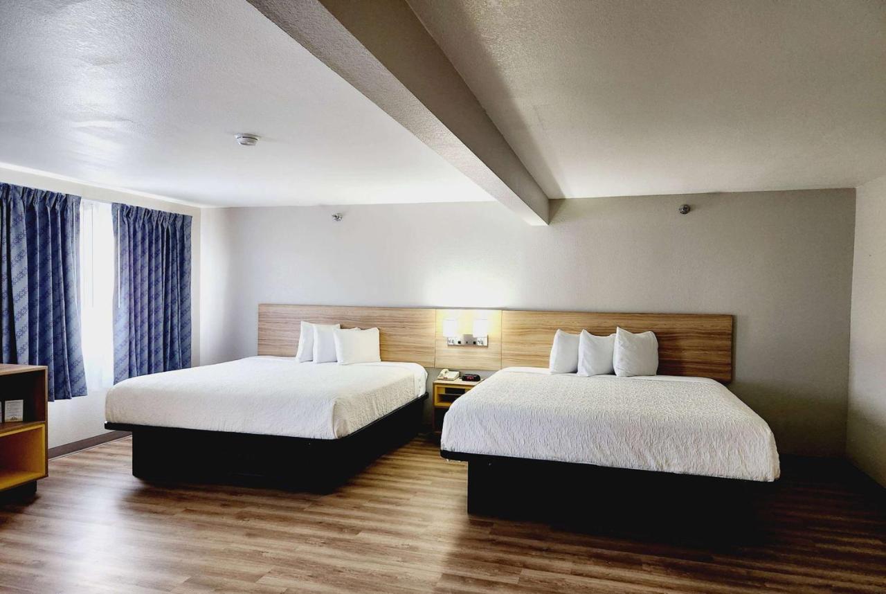 Days Inn & Suites By Wyndham Corpus Christi Central Esterno foto