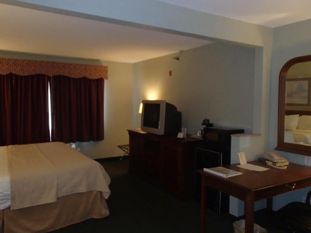 Days Inn & Suites By Wyndham Corpus Christi Central Esterno foto